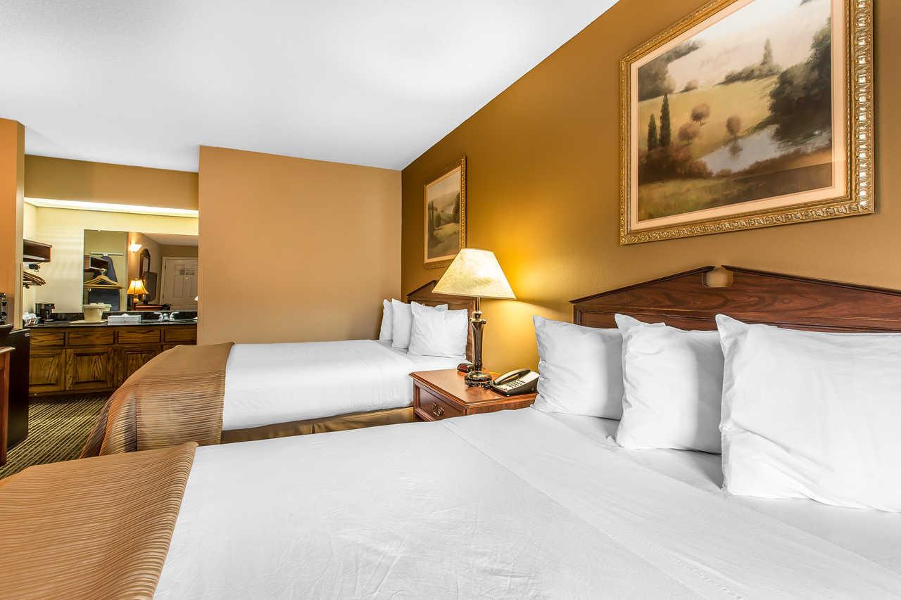 Quality Inn Thomaston Bagian luar foto