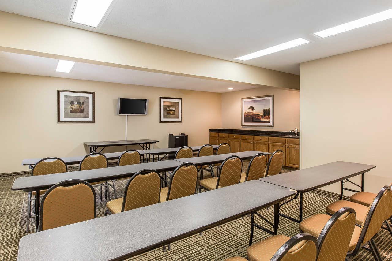 Quality Inn Thomaston Bagian luar foto