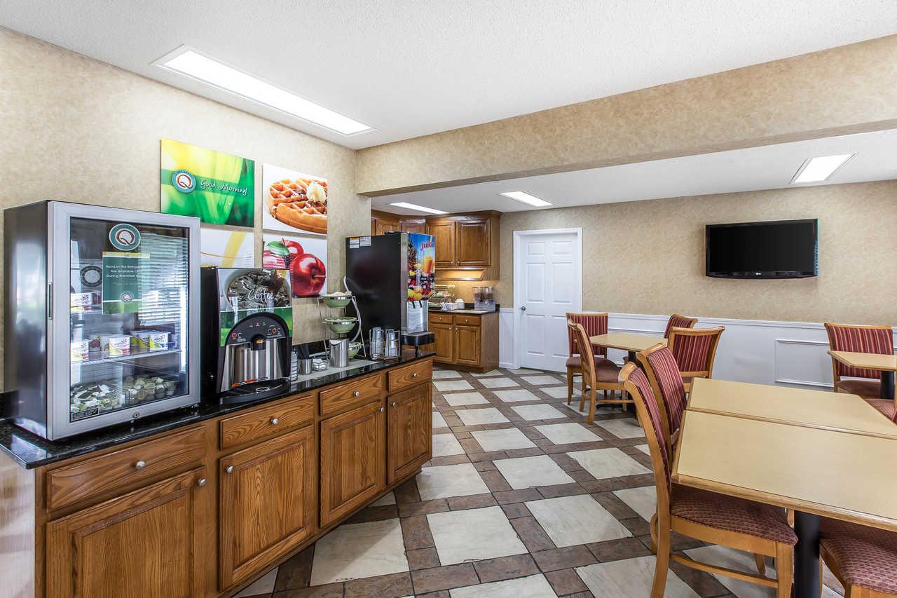 Quality Inn Thomaston Bagian luar foto