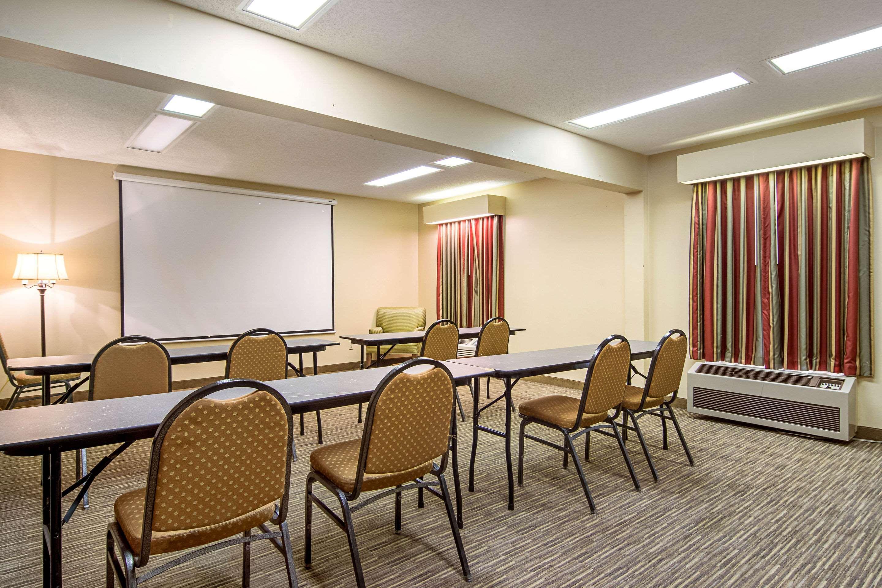Quality Inn Thomaston Bagian luar foto