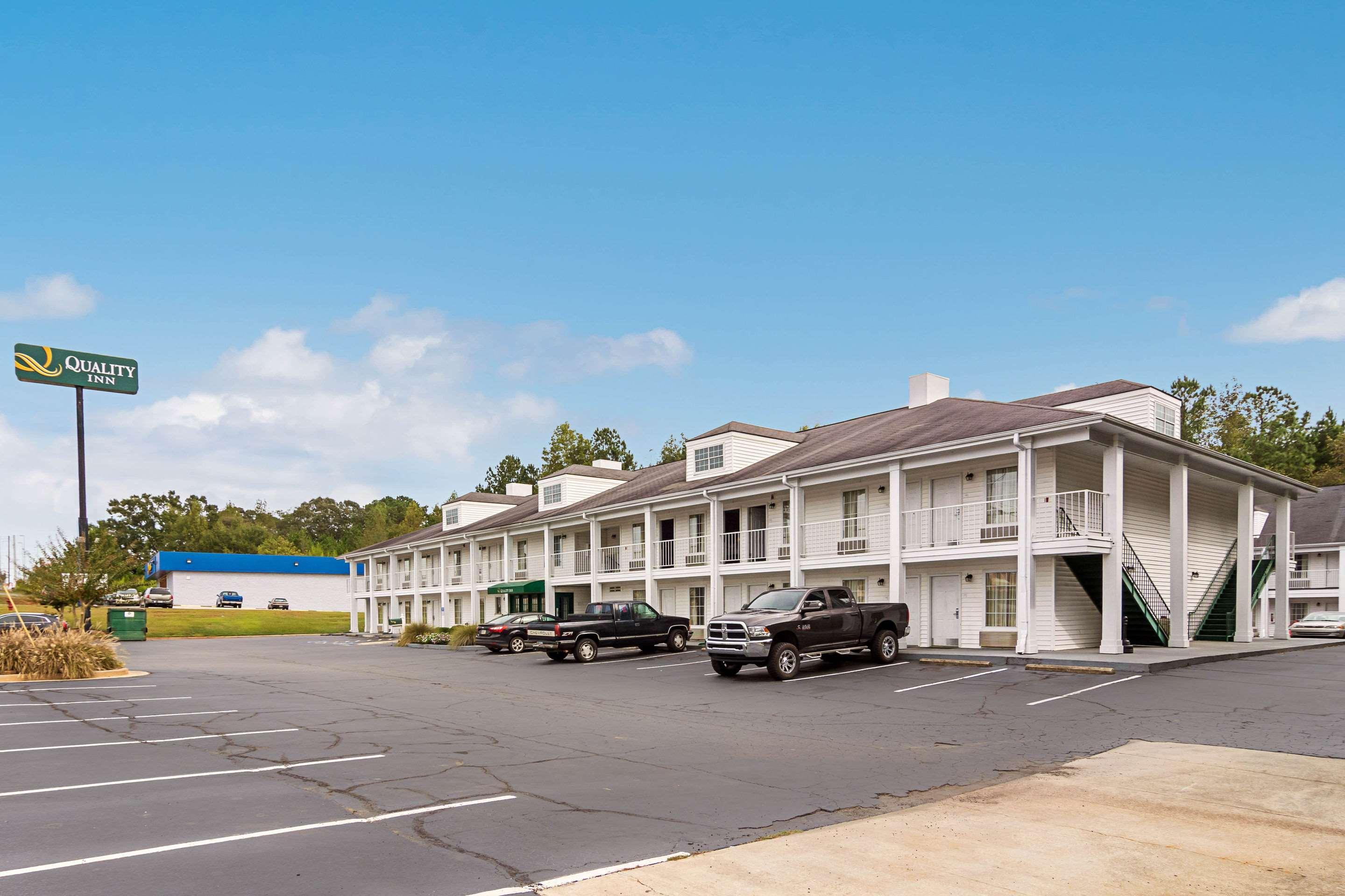 Quality Inn Thomaston Bagian luar foto